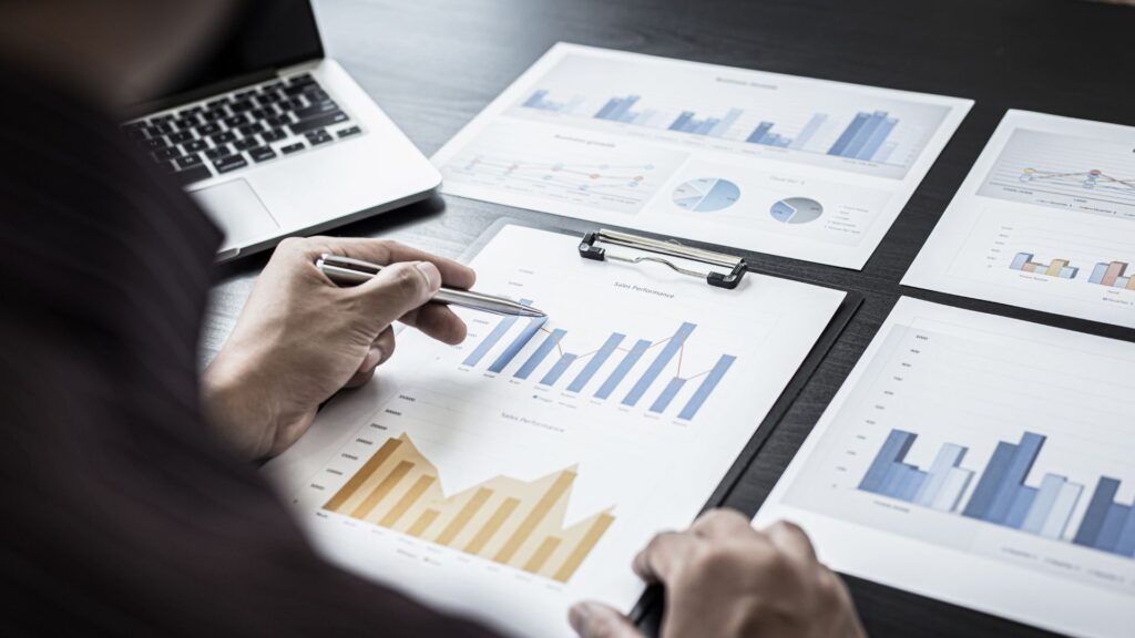 Análisis Fundamental de Acciones y Cálculo del Valor Intrínseco